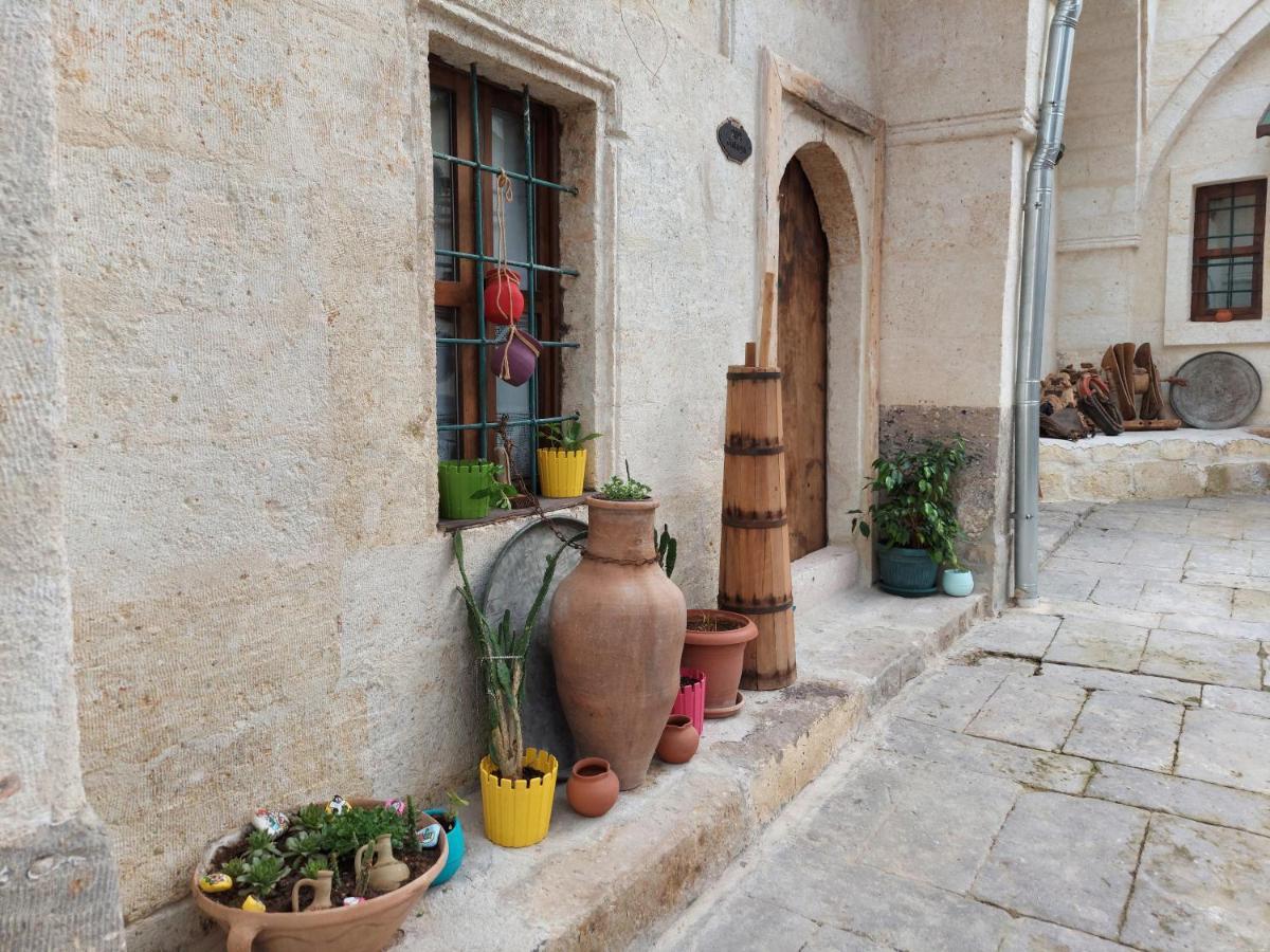 Armesos Cave Hotel Urgup Exterior photo