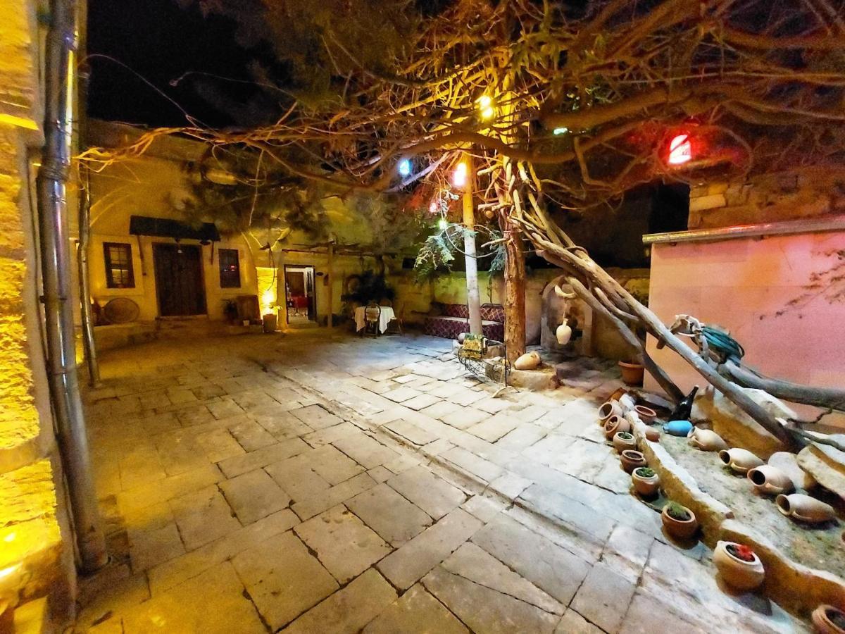 Armesos Cave Hotel Urgup Exterior photo