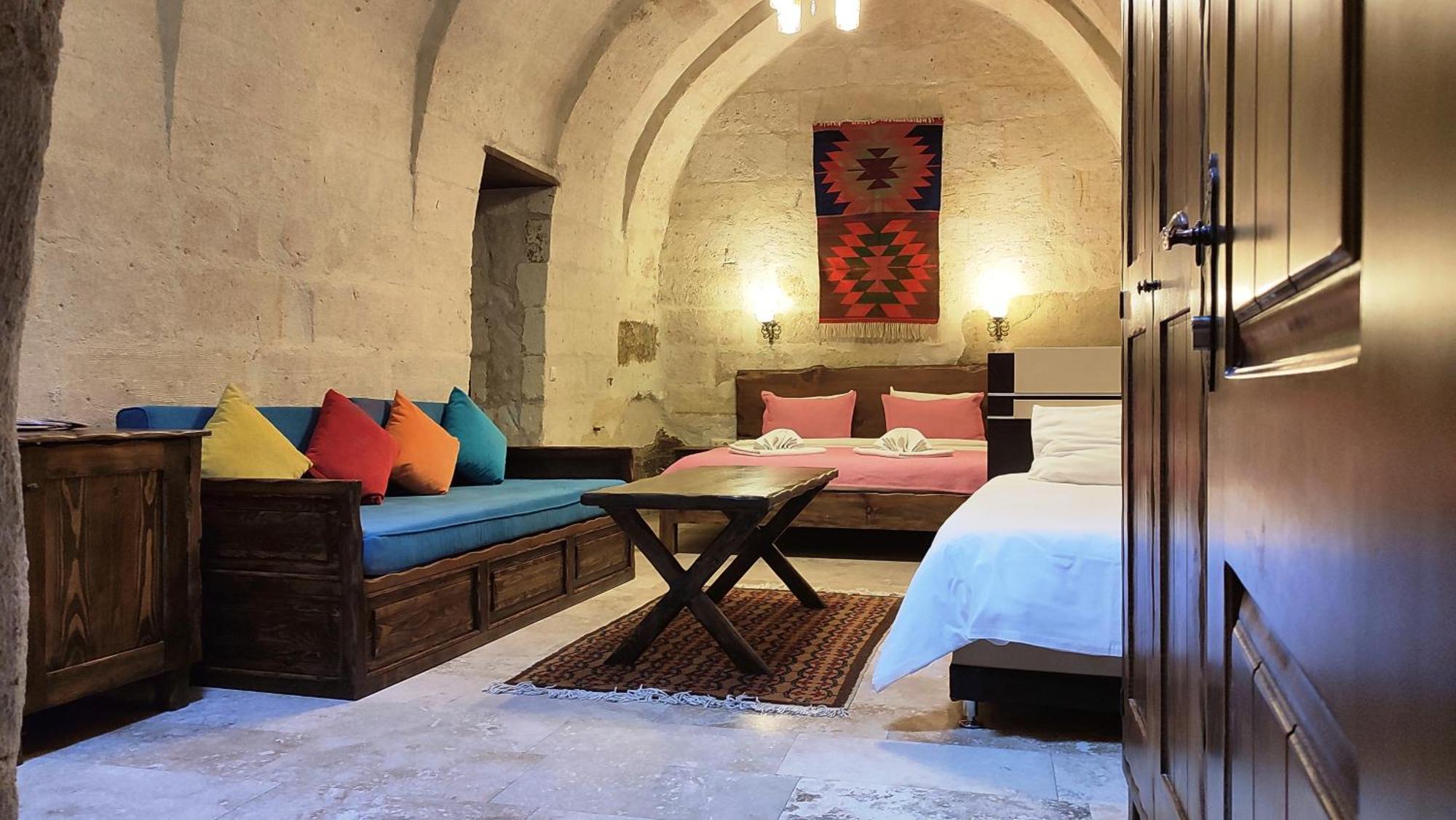 Armesos Cave Hotel Urgup Exterior photo