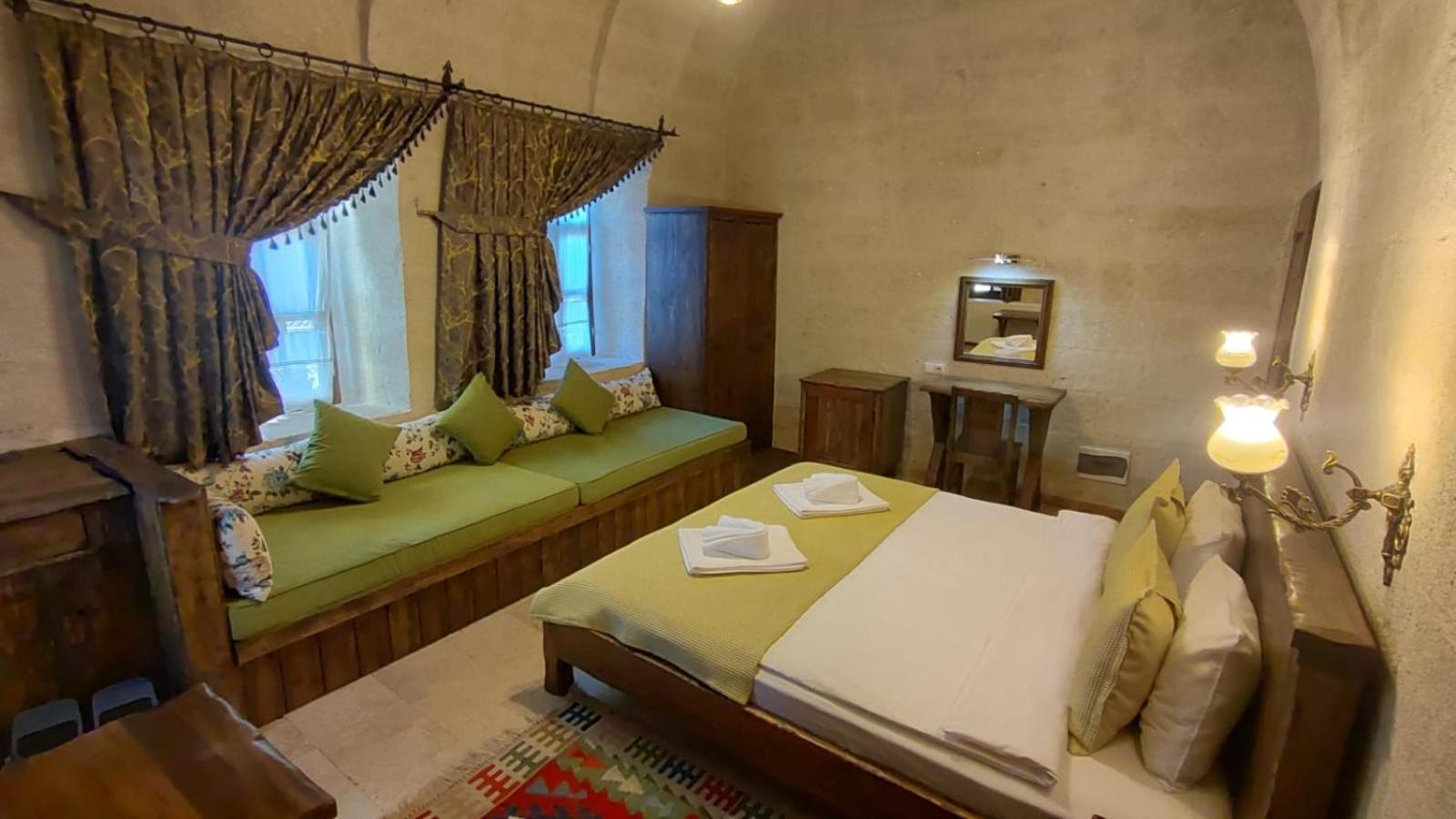 Armesos Cave Hotel Urgup Exterior photo