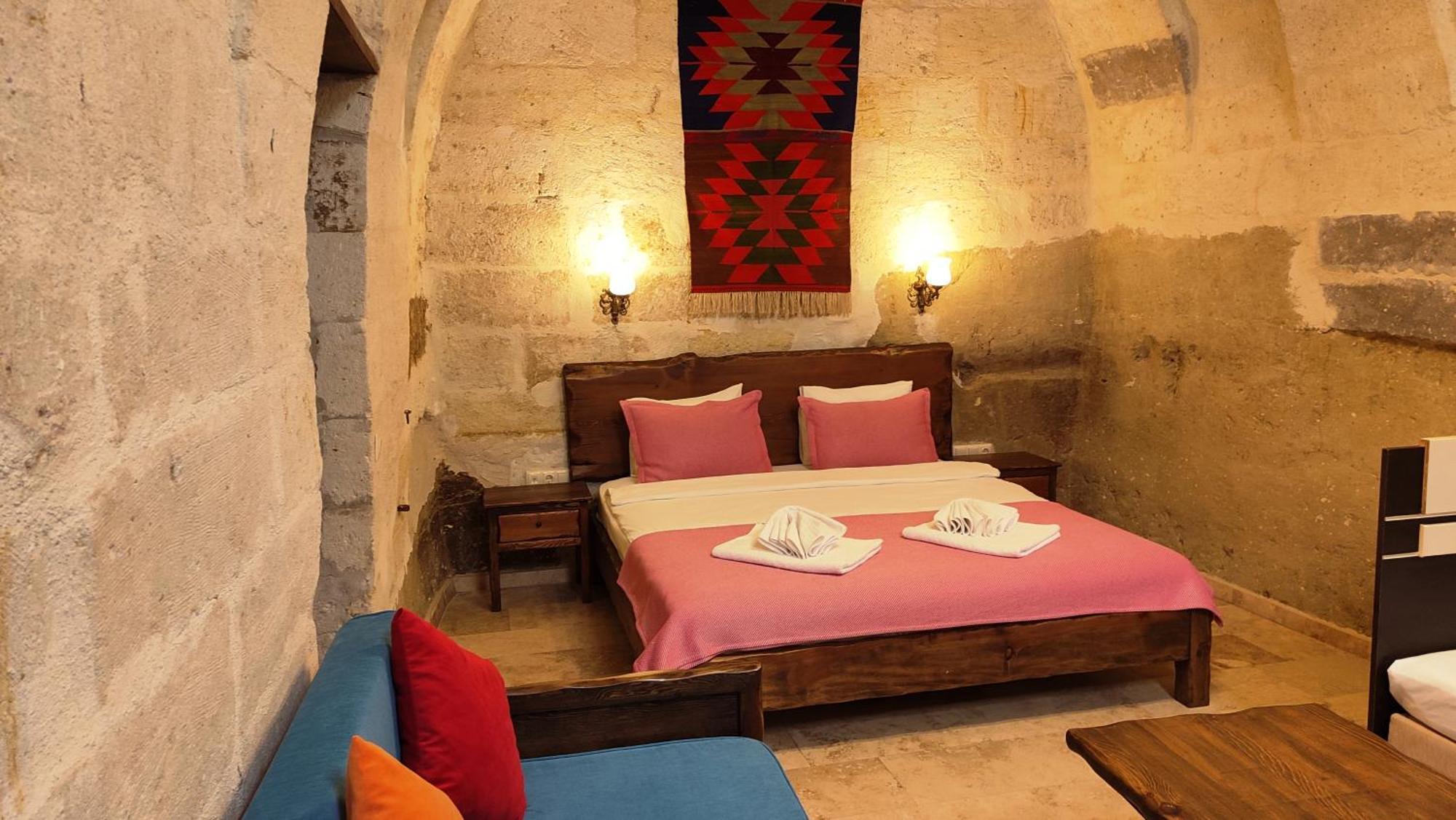 Armesos Cave Hotel Urgup Exterior photo
