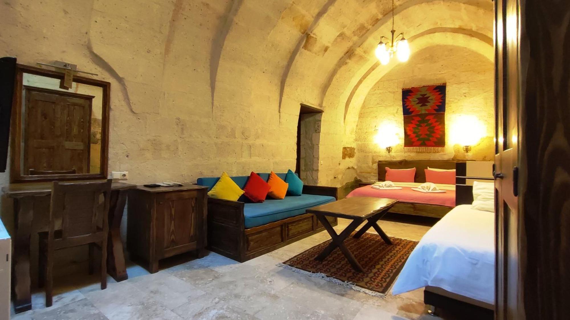 Armesos Cave Hotel Urgup Exterior photo